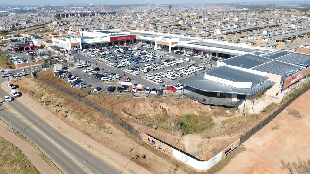 New shopping mall opens in one of South Africa’s fastest-growing areas