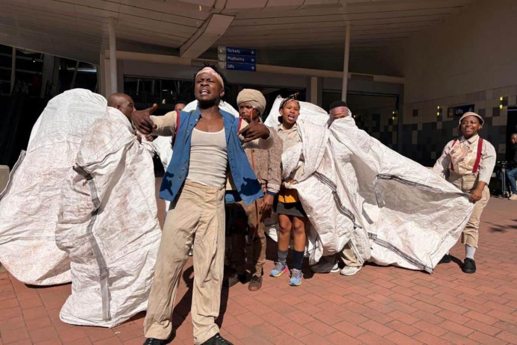 Art in Transit: Gautrain collaborates with Market Theatre in bid to make art and train accessible
