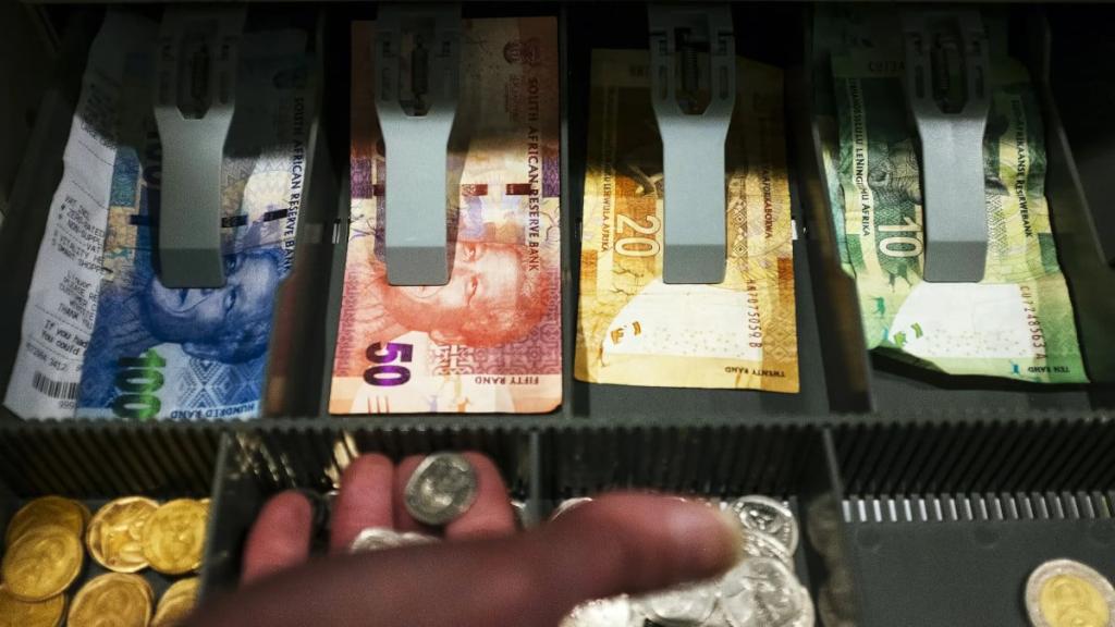 Cash still in huge demand in South Africa