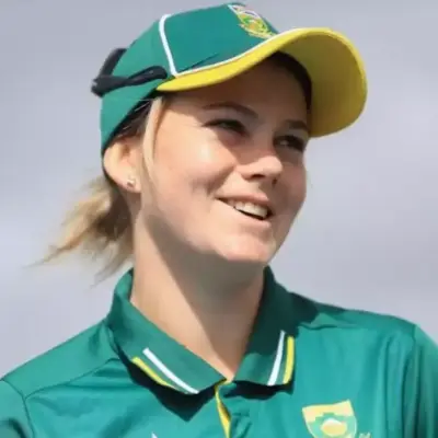 Dane van Niekerk explains decision for retirement U-turn