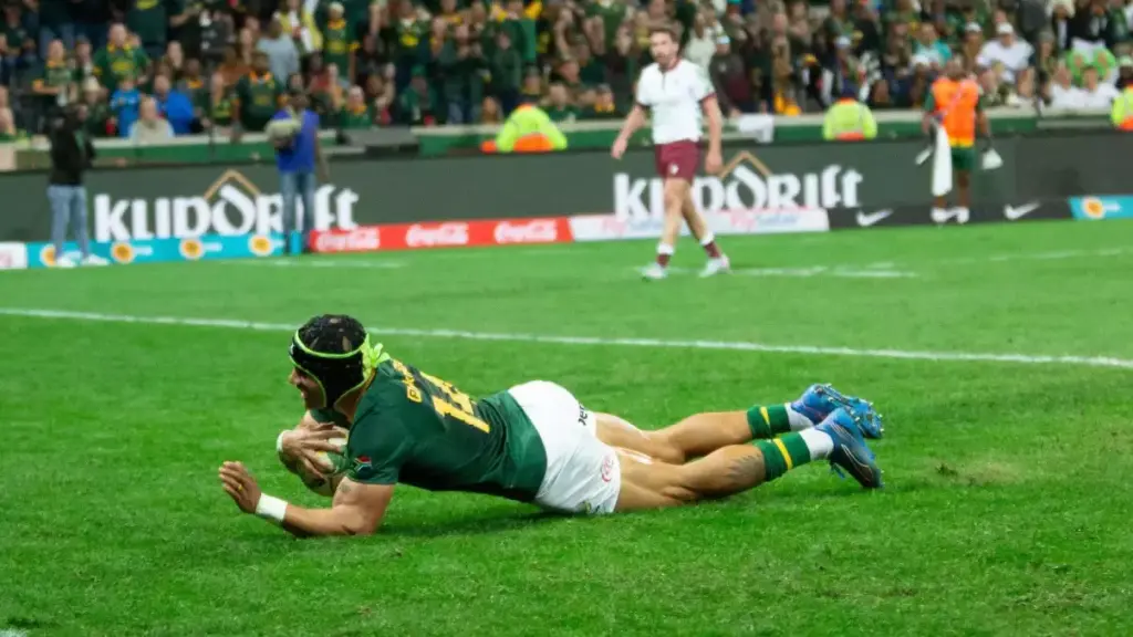 Sharks' Bok bolter Edwill van der Merwe moves to fullback for Dragons clash