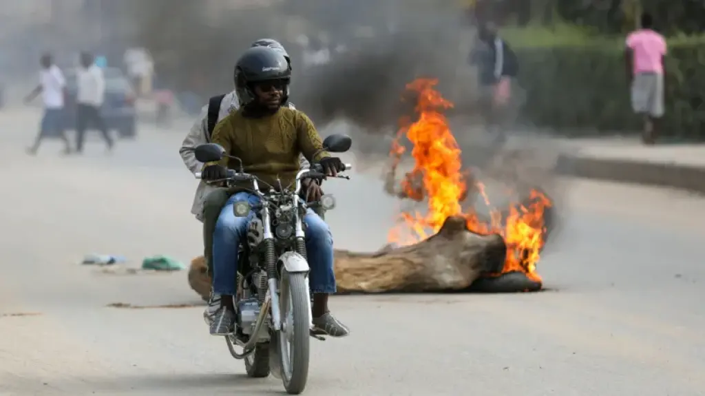 Hundreds of arrests during deadly Angola fuel protests