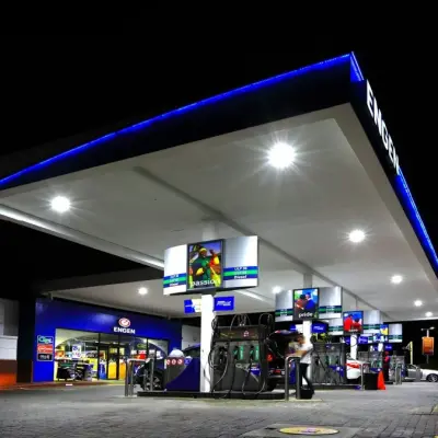 Shoprite, Pick n Pay and Woolworths fighting for South Africa’s petrol station forecourts