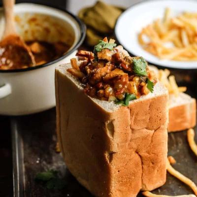 Recipe of the day: Pork bunny chow (Kota)