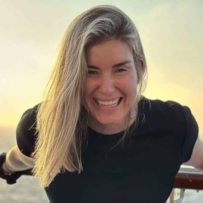 PICS: Rachel Kolisi brightens schoolchildren’s lives with new spectacles in Joe Slovo