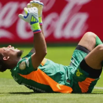 Mamelodi Sundowns take risks - Ronwen Williams