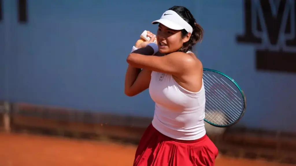 Emma Raducanu battles hard but falls in Madrid Open second round to Marta Kostyuk