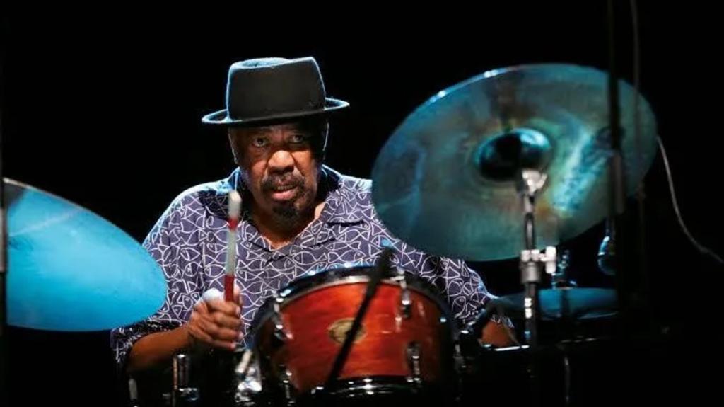 Jazz community gathers at Guga S’thebe to honour legendary drummer Louis Moholo- Moholo